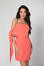 Заредете изображение във визуализатора на галерията – Margot Mini Dress