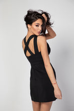 Заредете изображение във визуализатора на галерията – Thea Mini Dress