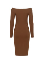 Load image into Gallery viewer, Megan Off Shoulder Midi Dress в цвят коняк - миди рокля DENIZZIA, задна част