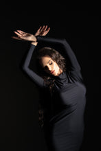 Заредете изображение във визуализатора на галерията – Marissa Midi Dress