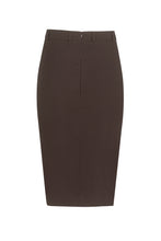 Заредете изображение във визуализатора на галерията – Livia Skirt в шоколадово кафяво - миди пола DENIZZIA, задна част
